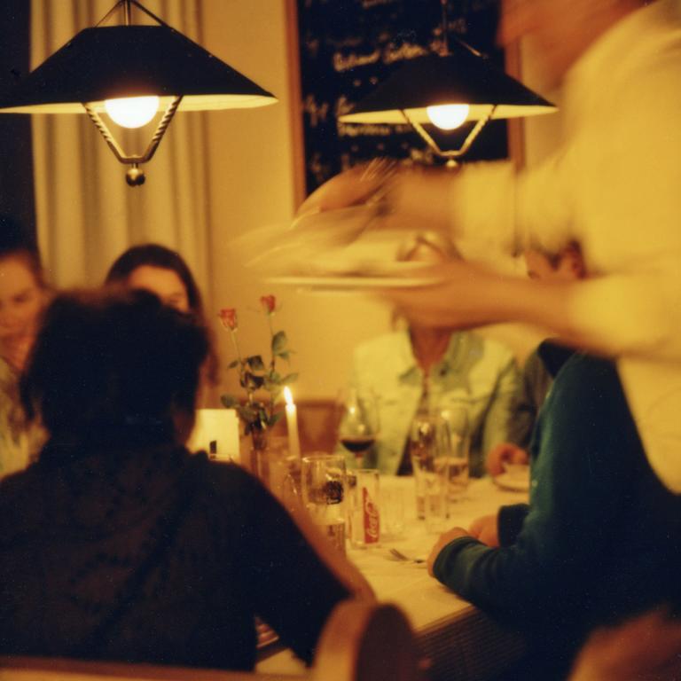 Alfonsstueberl - Ferienwohnungen & Restaurant Innervillgraten Exteriör bild